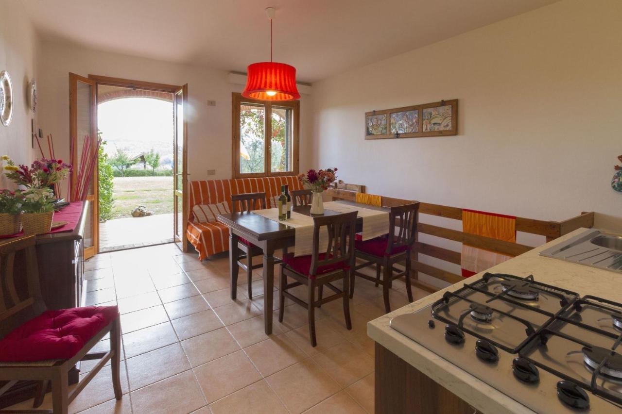 Calanchi Apartments Montaione Luaran gambar